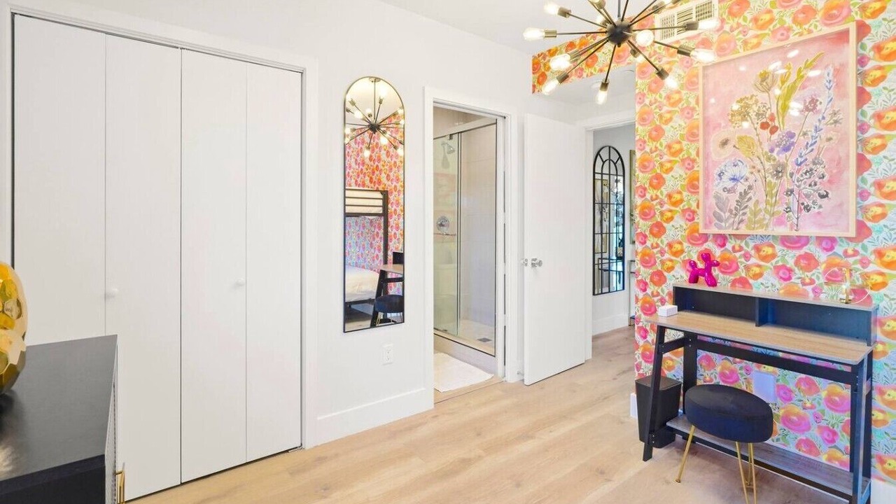 Photo of Bedroom in North Hollywood