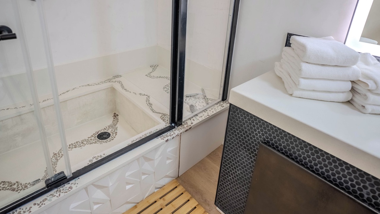 Photo of Bathroom in Cottonwood-Verde Village