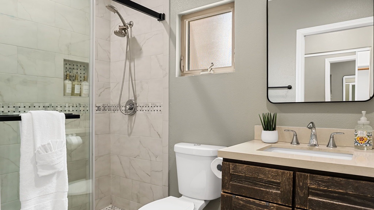 Photo of Bathroom in Midway City