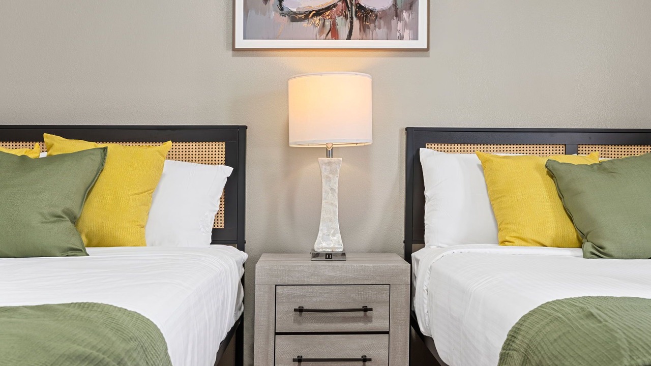 Photo of Bedroom in Midway City