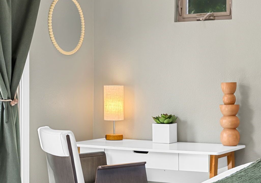 Photo of Bedroom in Midway City