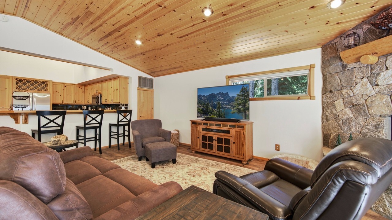 Photo of Livingroom in Truckee