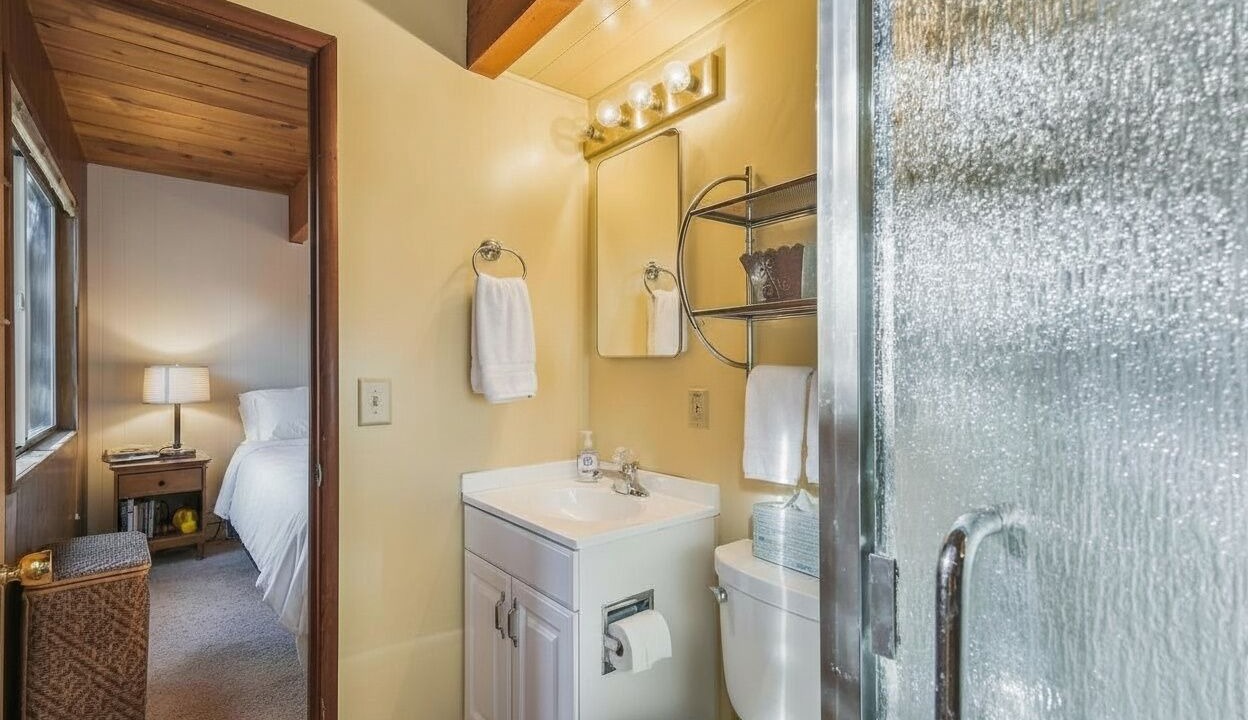 Photo of Bathroom in Chamberlands