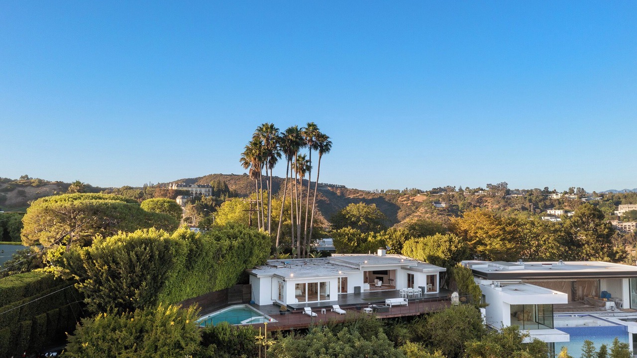 Photo of Outdoor in Beverly Glen