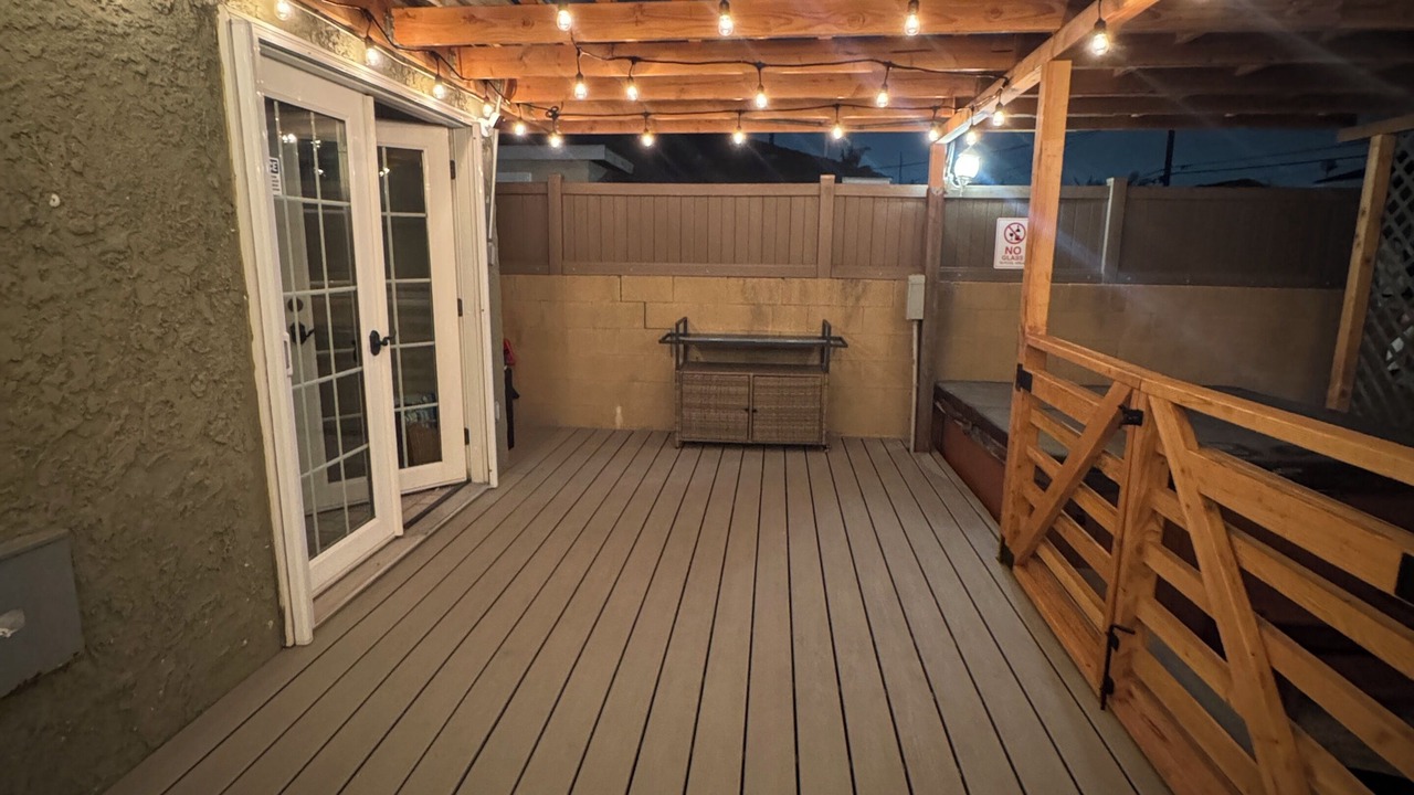 Photo of Patio Balcony in Del Aire