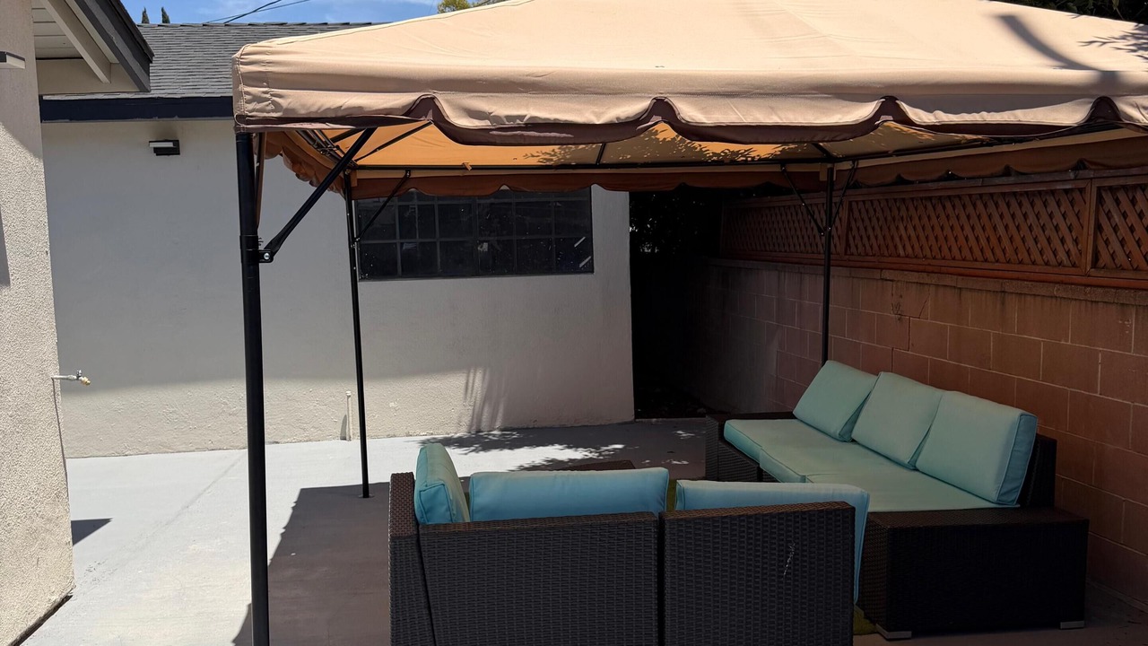Photo of Patio Balcony in Harbor Gateway North