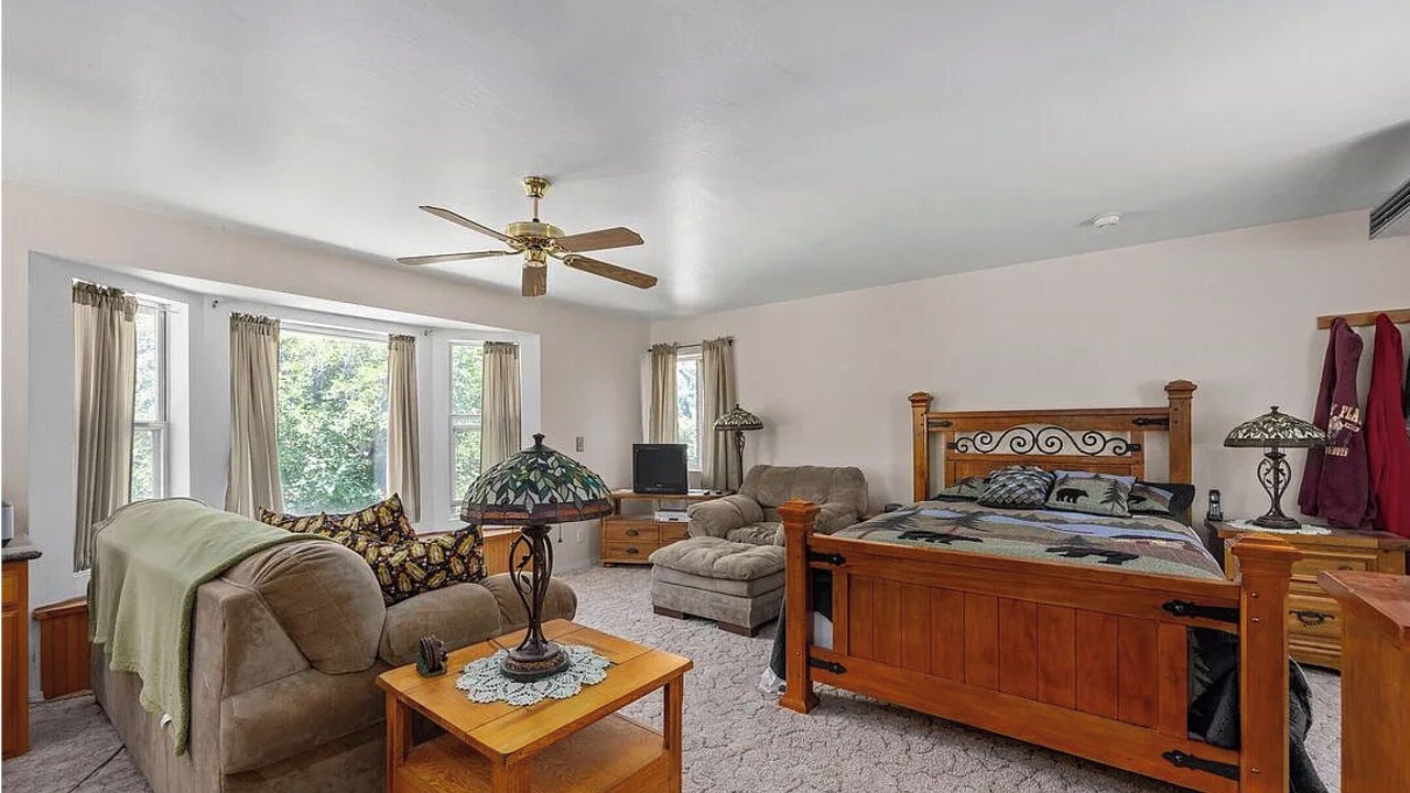 Photo of Bedroom in Kernville