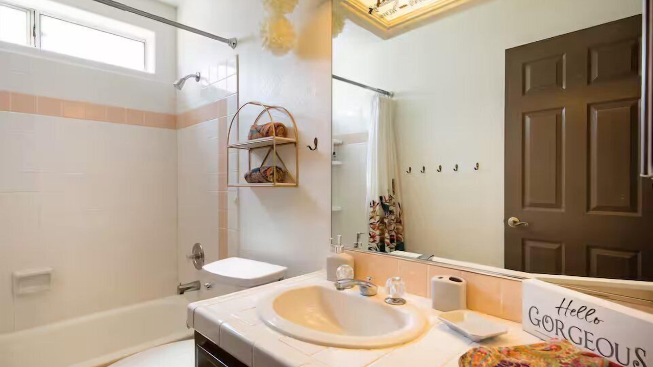 Photo of Bathroom in Bermuda Dunes