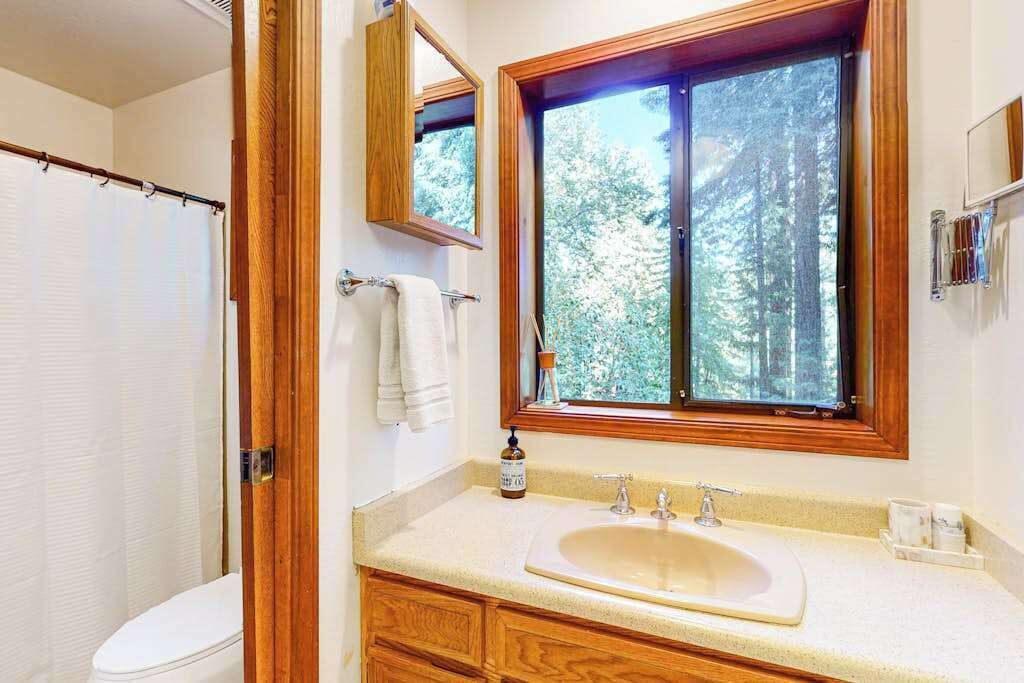Photo of Bathroom in Cazadero