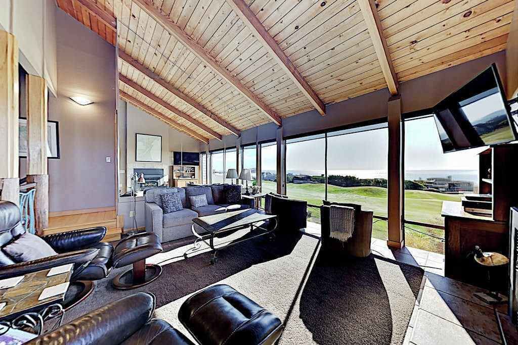 Photo of Bedroom in Bodega Bay