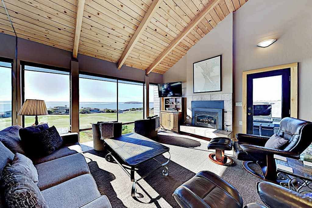 Photo of Livingroom in Bodega Bay