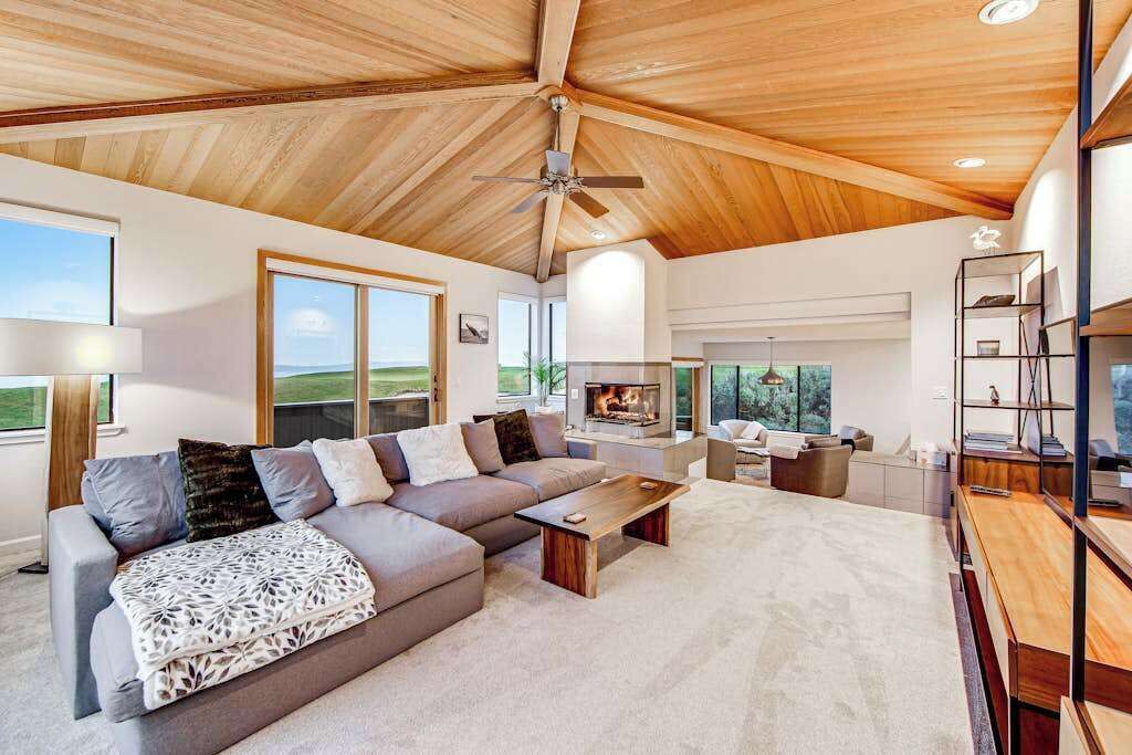 Photo of Bedroom in Bodega Bay