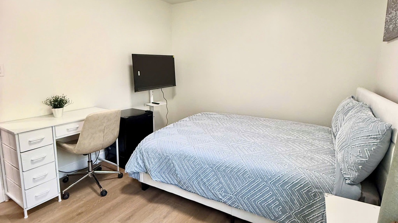 Photo of Bedroom in Monterey Park