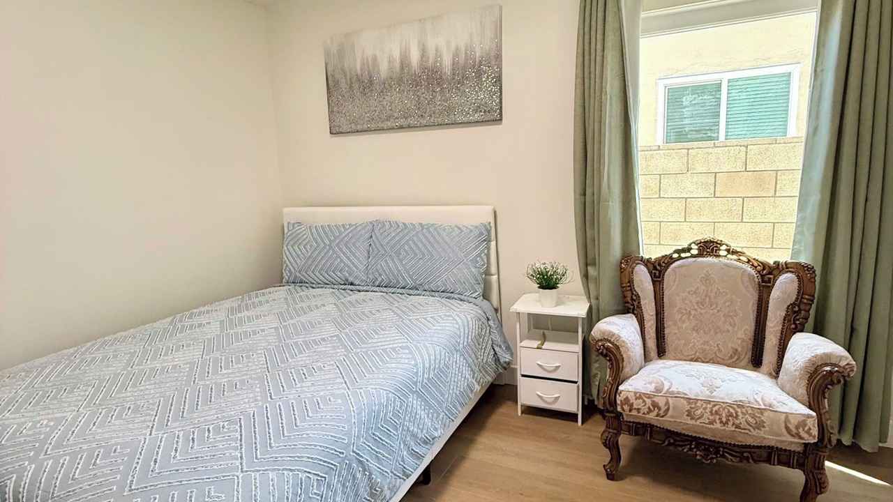 Photo of Bedroom in Monterey Park
