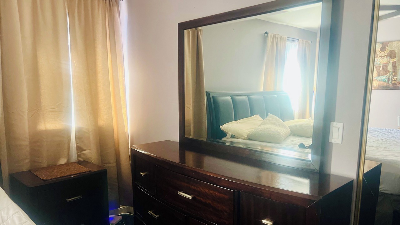 Photo of Bedroom in Harbor