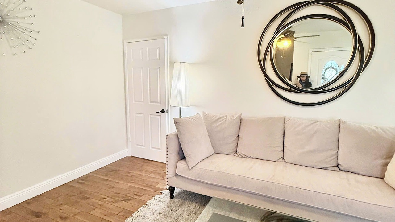 Photo of Livingroom in Monterey Park