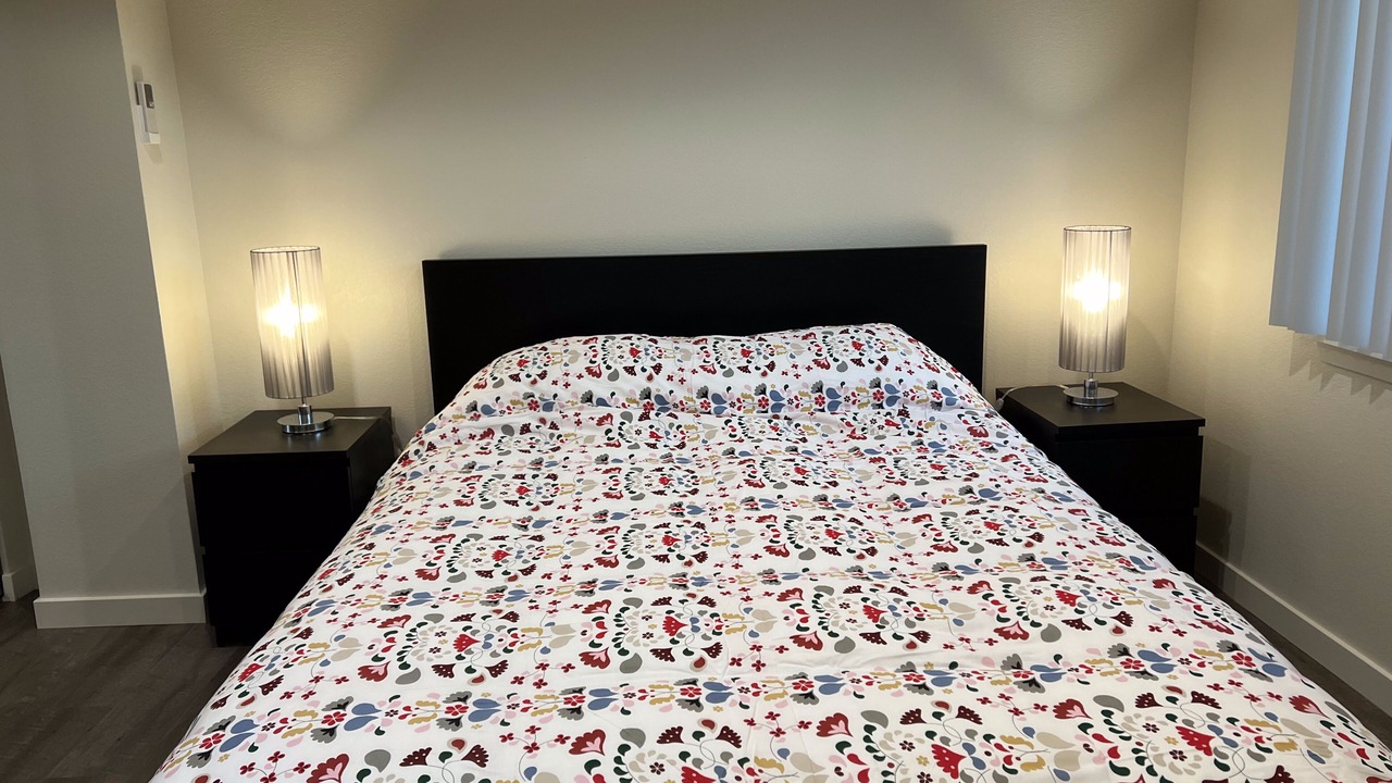 Photo of Bedroom in Oakland