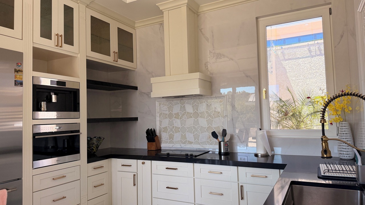 Photo of Kitchen in West of the Alameda