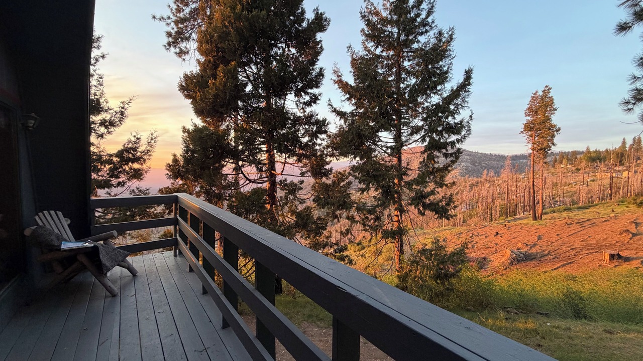 Photo of Patio Balcony in Dogwood Mountain