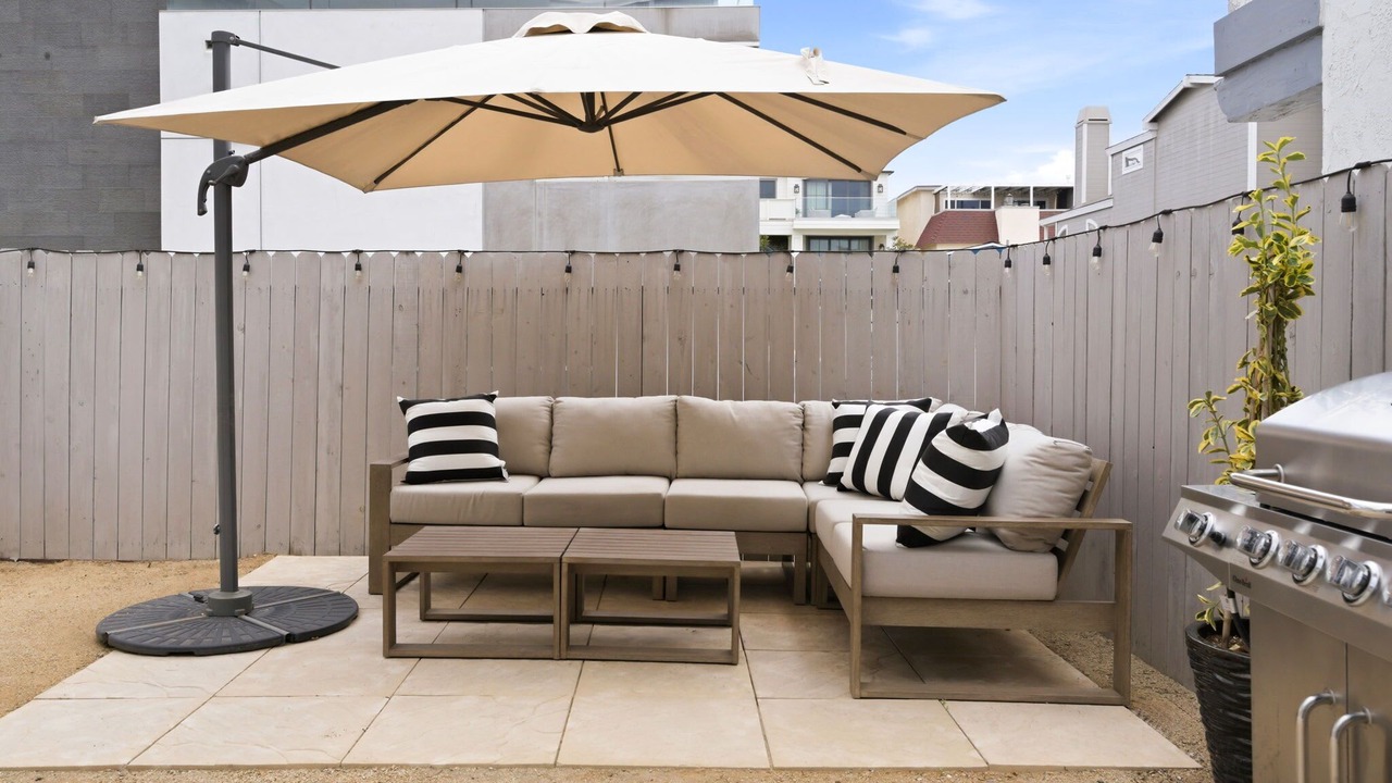 Photo of Outdoor in Gas Lamp Section