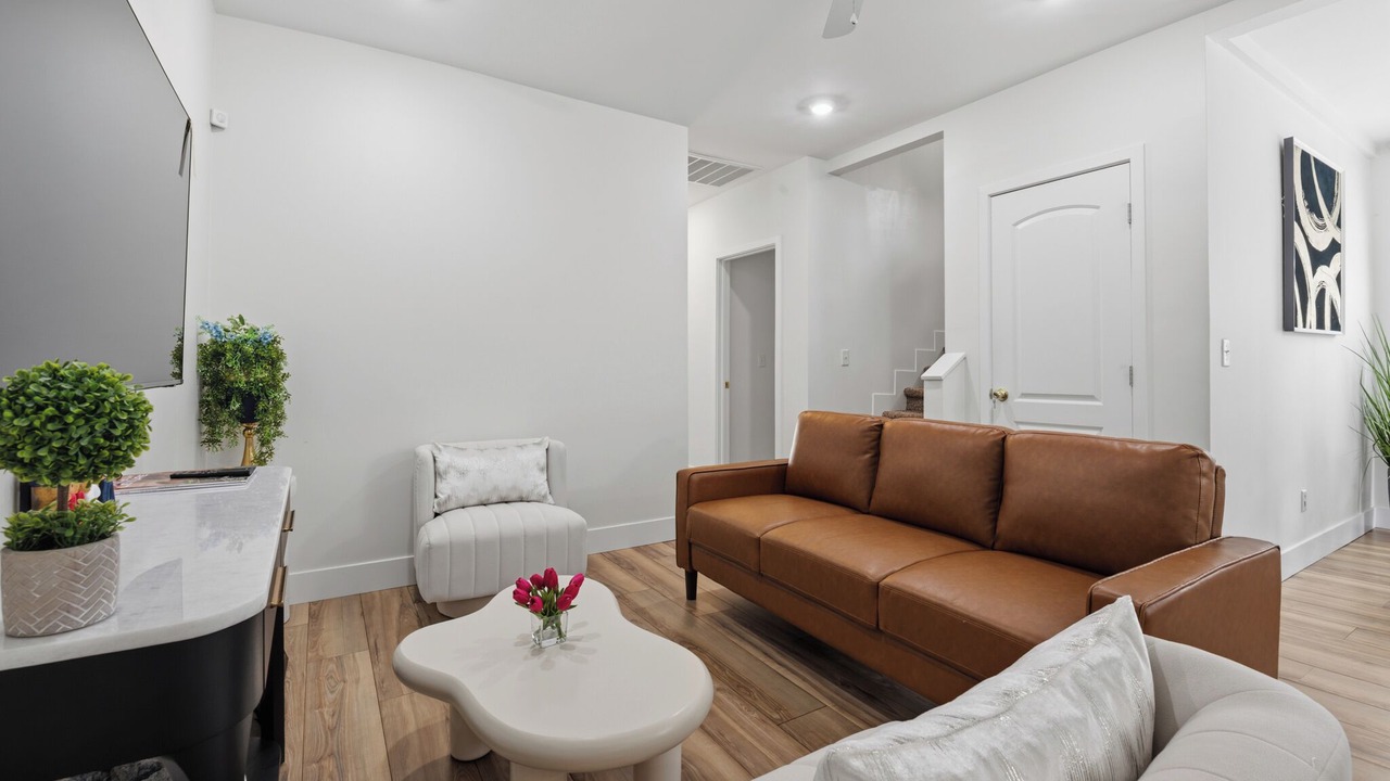 Photo of Livingroom in Southeastern Sacramento