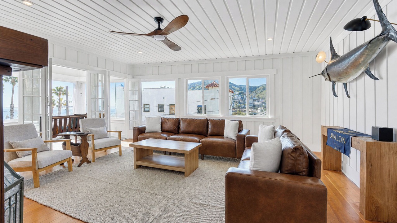 Photo of Bedroom in Avalon