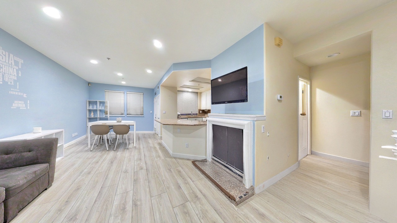 Photo of Livingroom in Anaheim Resort