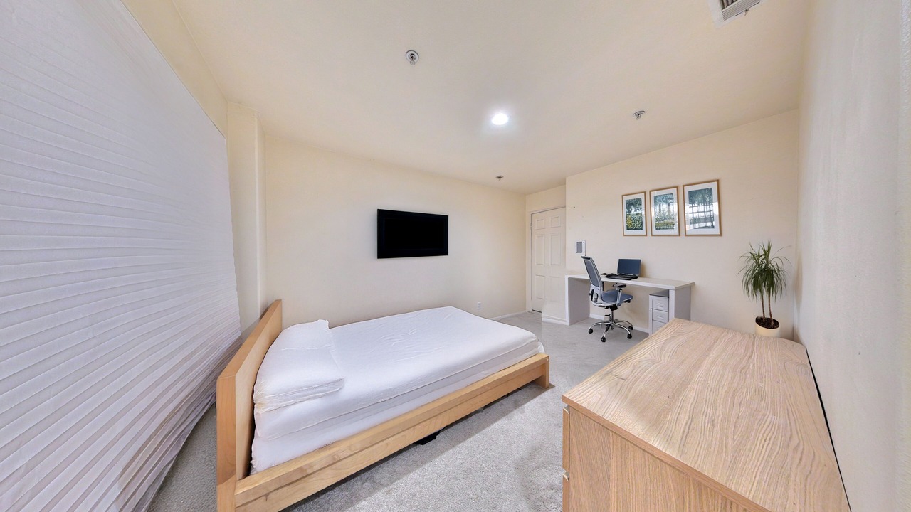 Photo of Bedroom in Anaheim Resort