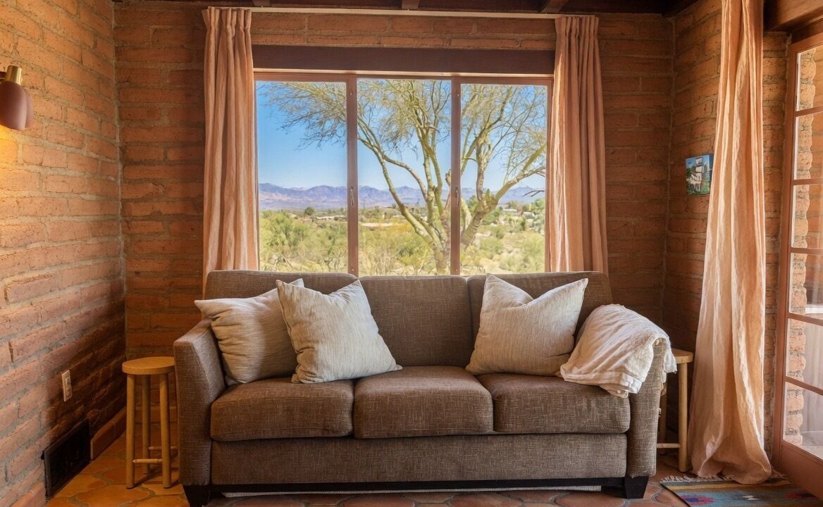 Photo of Livingroom in Wickenburg