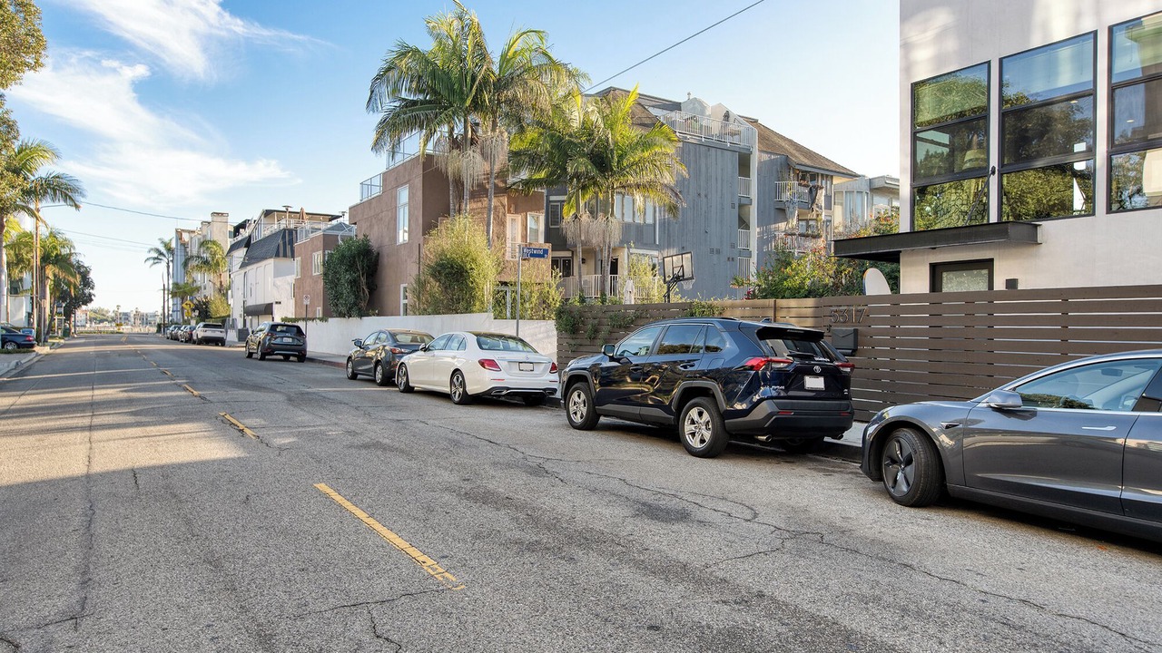 Photo of Outdoor in Marina Peninsula