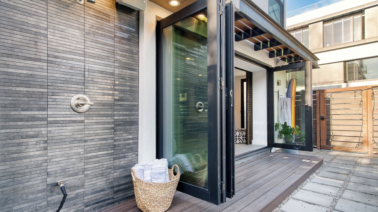 Photo of Outdoor in Marina Peninsula