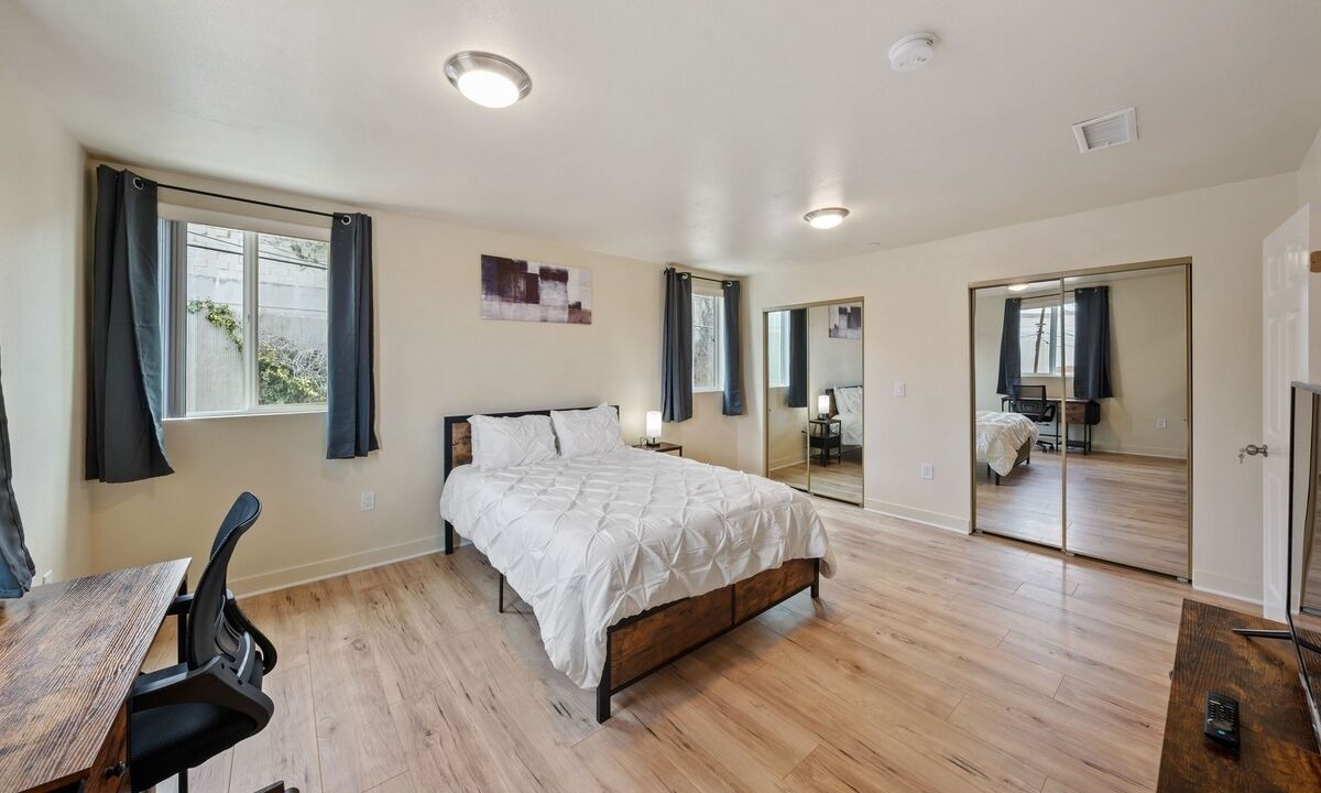 Photo of Bedroom in Los Angeles