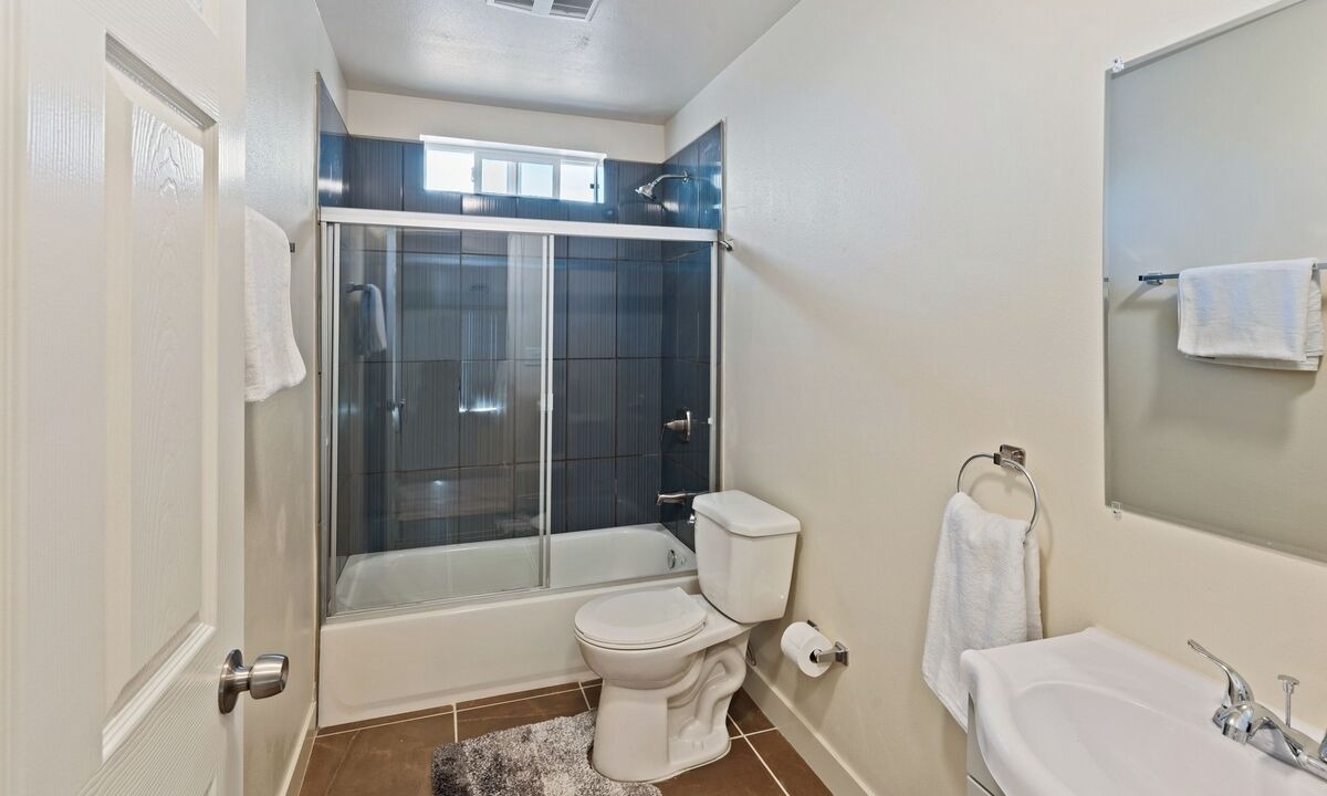 Photo of Bathroom in Los Angeles