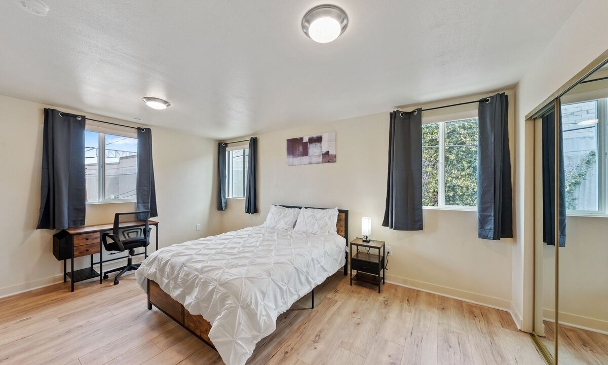 Photo of Bedroom in Los Angeles