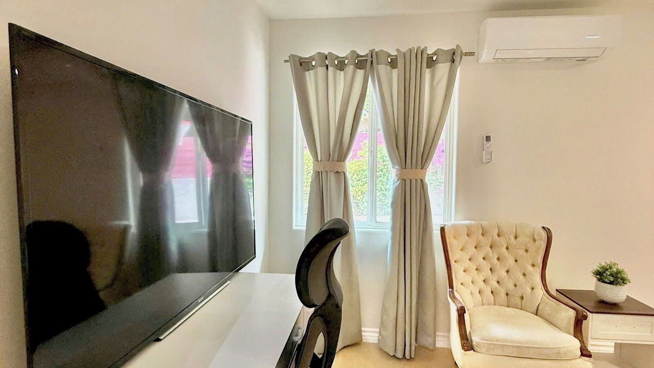 Photo of Livingroom in Monterey Park