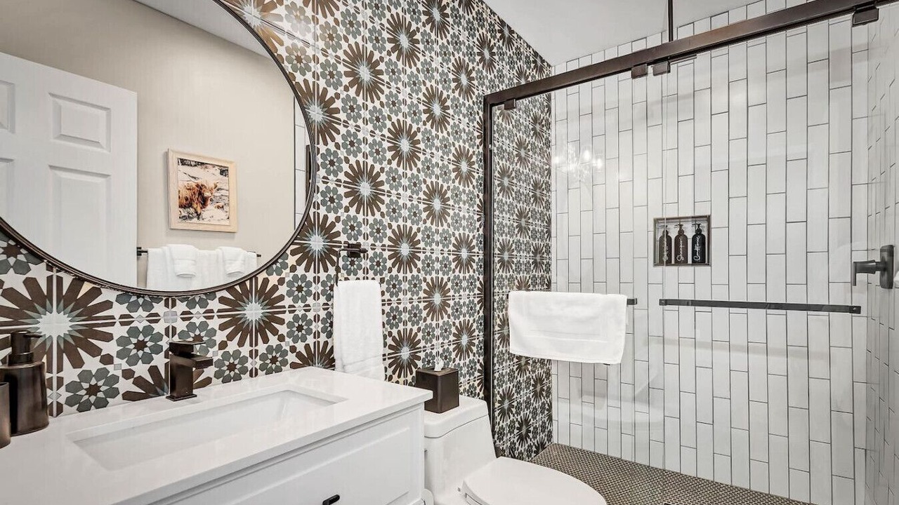 Photo of Bathroom in Vista