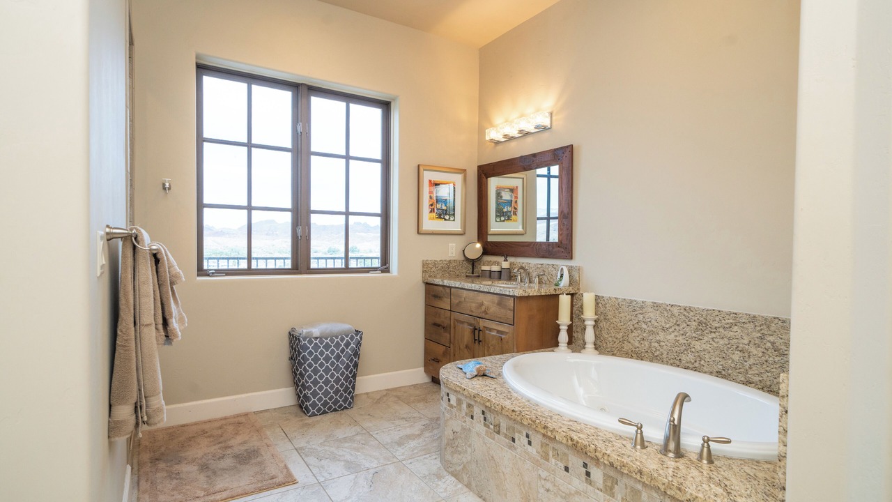 Photo of Bathroom in Parker Strip