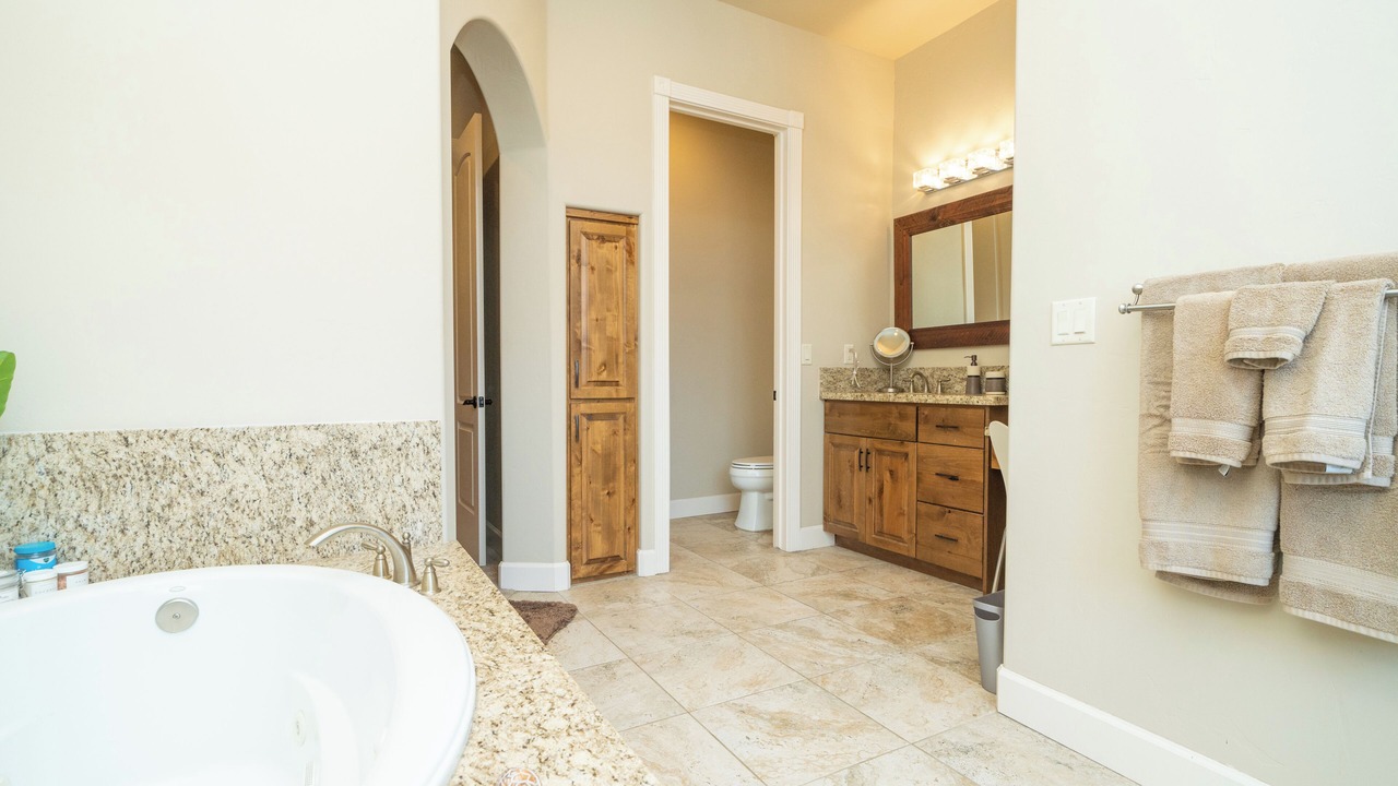 Photo of Bathroom in Parker Strip