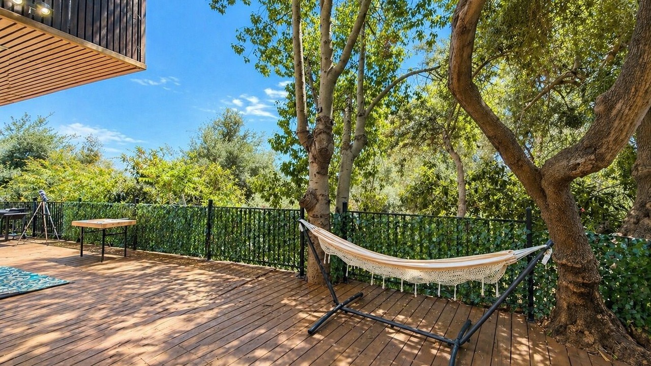 Photo of Patio Balcony in Silver Lake
