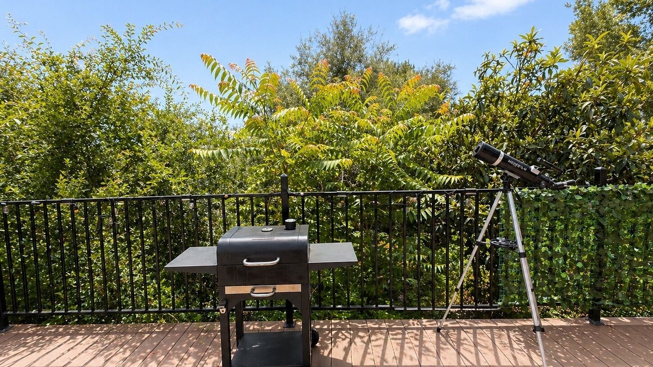 Photo of Outdoor in Silver Lake