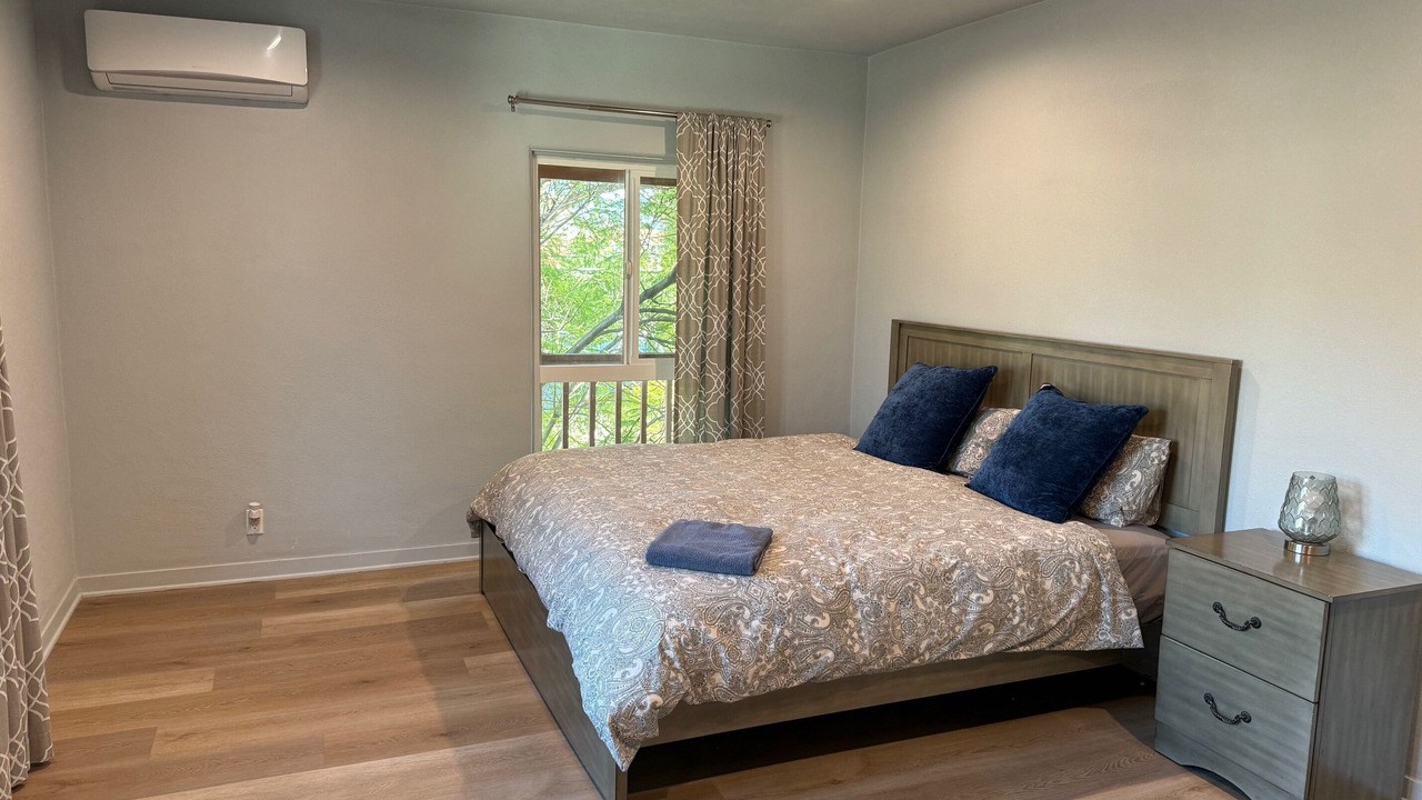 Photo of Bedroom in Lamanda Park
