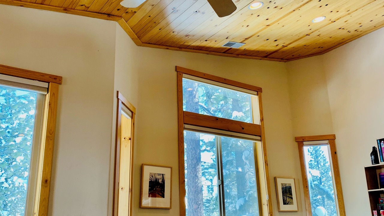 Photo of Livingroom in Truckee