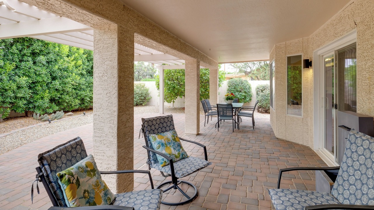 Photo of Outdoor in Oakwood