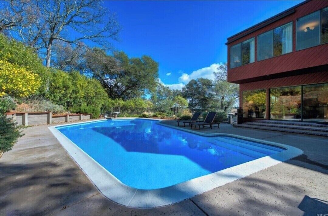 Photo of Outdoor in Green Valley