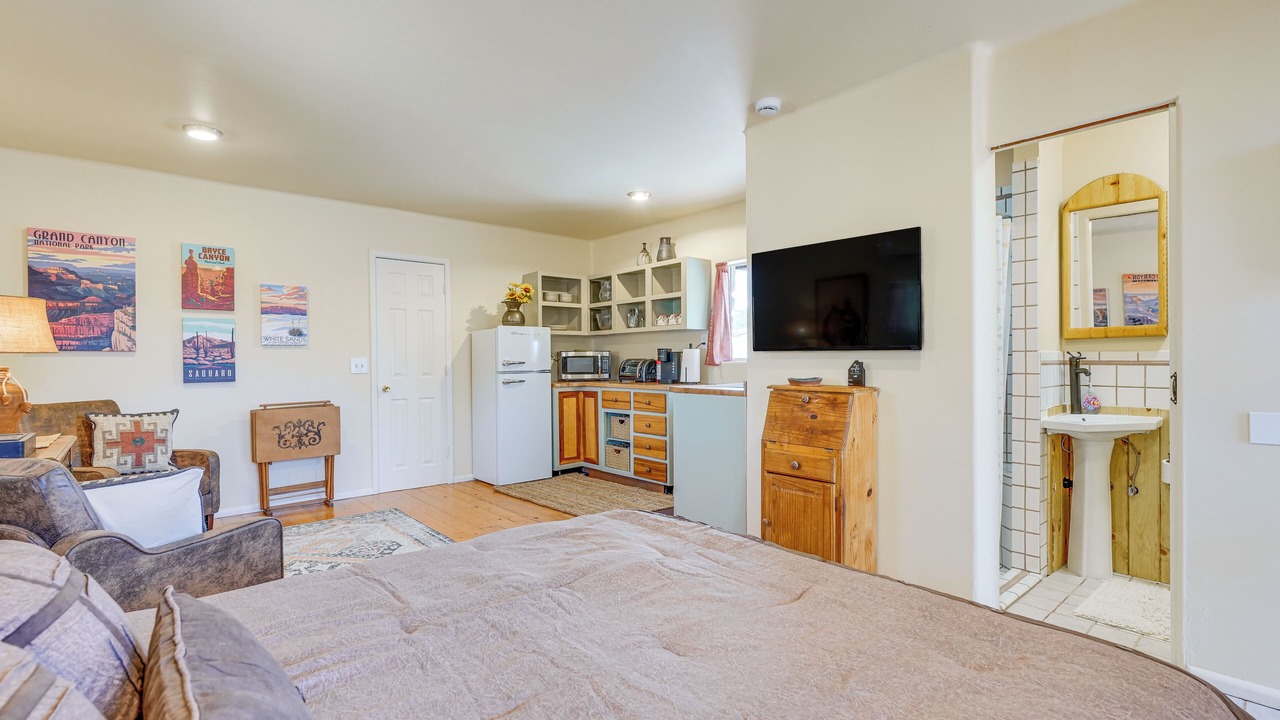 Photo of Bedroom in Yarnell