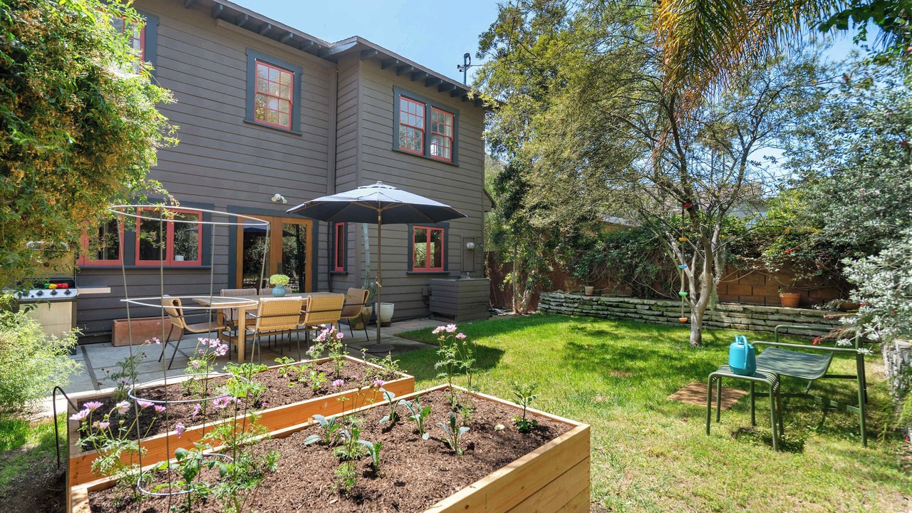 Photo of Outdoor in Mid City