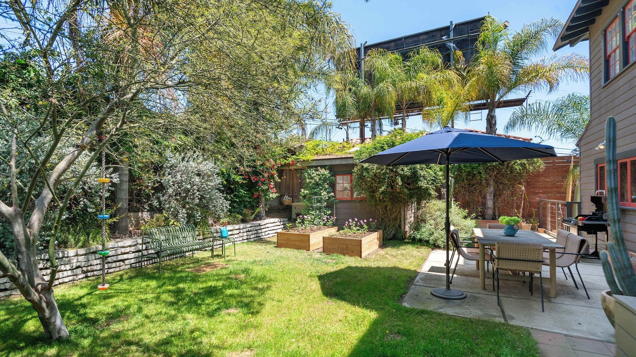Photo of Outdoor in Mid City