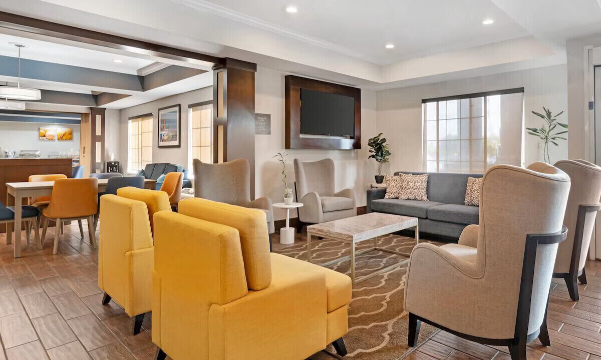 Photo of Livingroom in Southeastern Sacramento