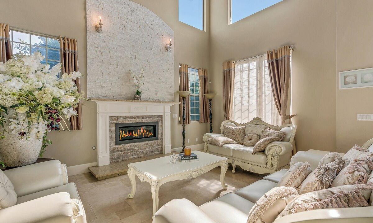 Photo of Livingroom in Garden Grove