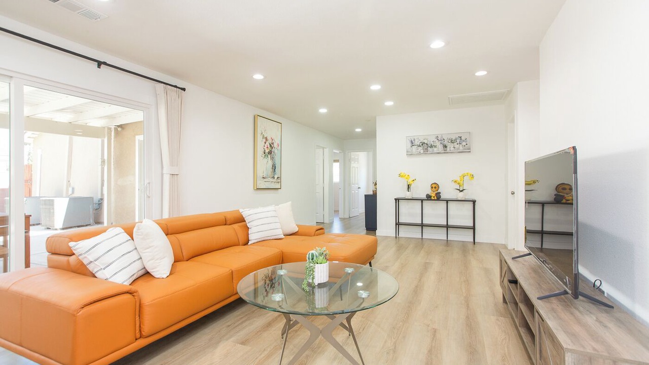 Photo of Livingroom in Valinda